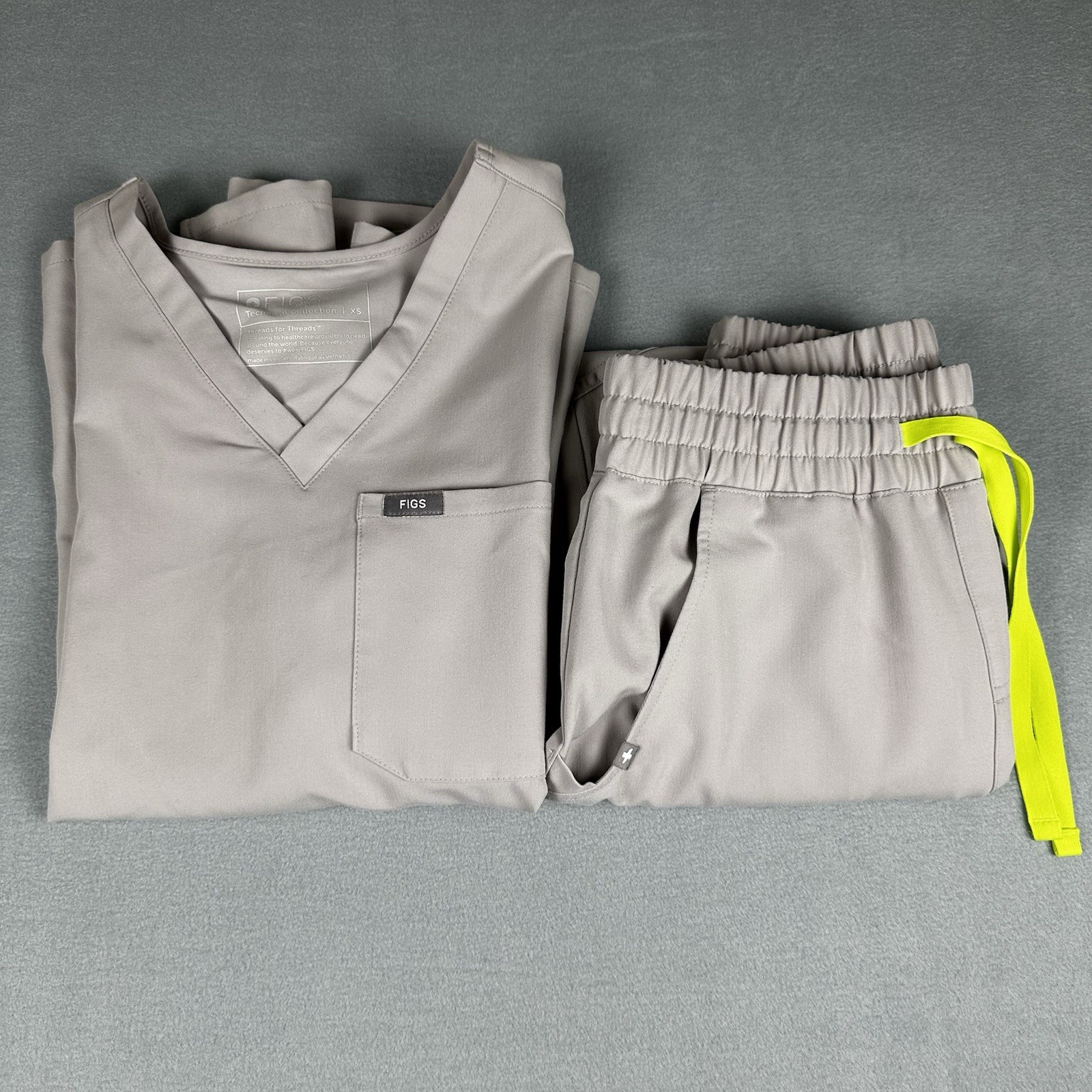 Figs Womens Scrub Set Beige/Slate XS Catarina Top & XXS/P Zamora Jogger Pants