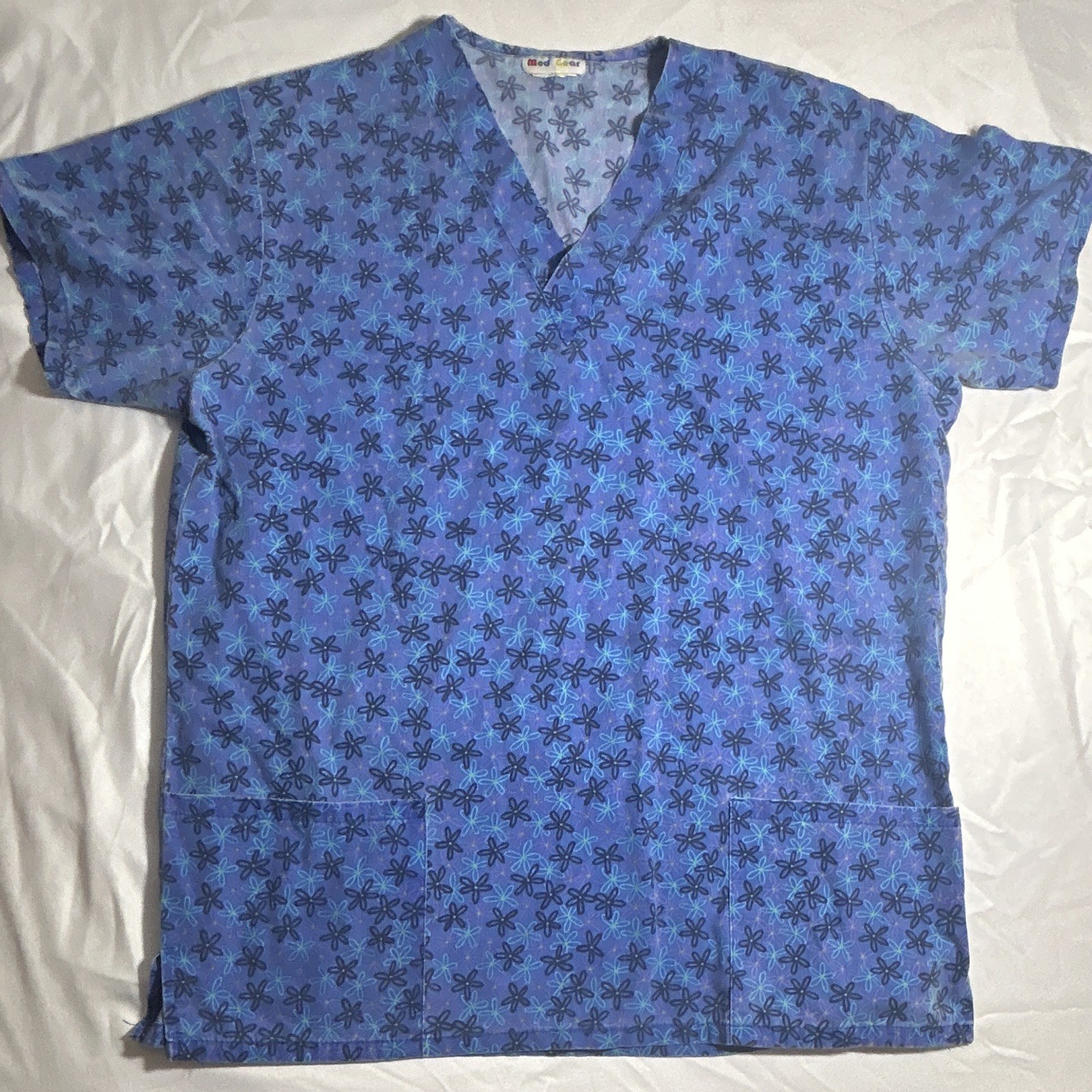 Med Gear Women’s V-Neck Scrub Top Blue Floral Print Short Sleeve 2-Pocket M 1091