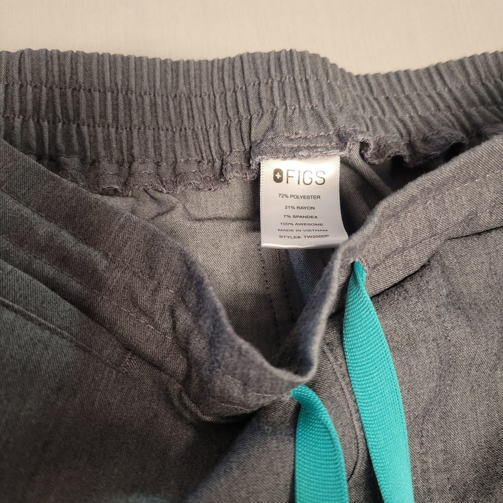 Figs Graphite Grey Scrubs Womens Xs Top, S/P Bottoms (SET) Excellent Condition