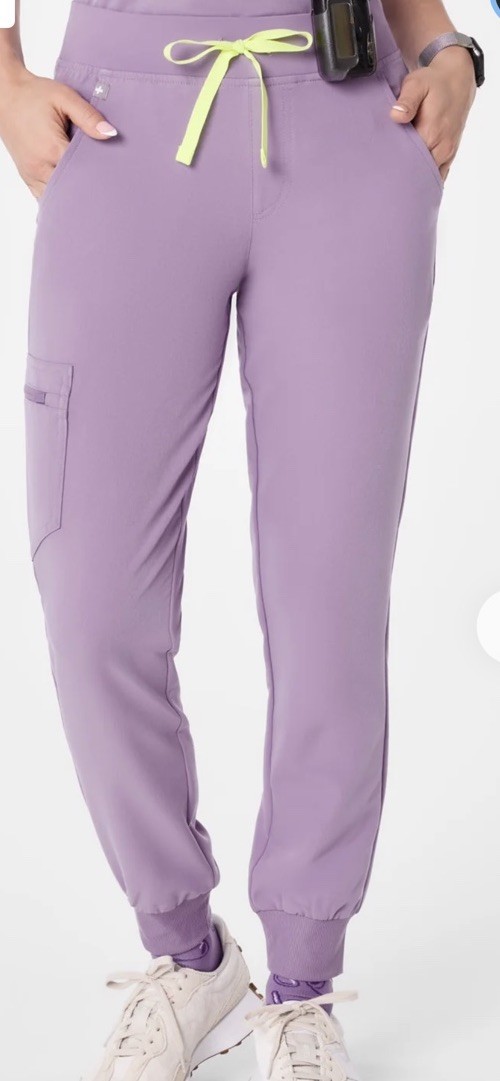 FIGS ZAMORA NURSE JOGGER PURPLE CARGO 6 POCKET SCRUB PANTS WOMENS MEDIUM NWOT