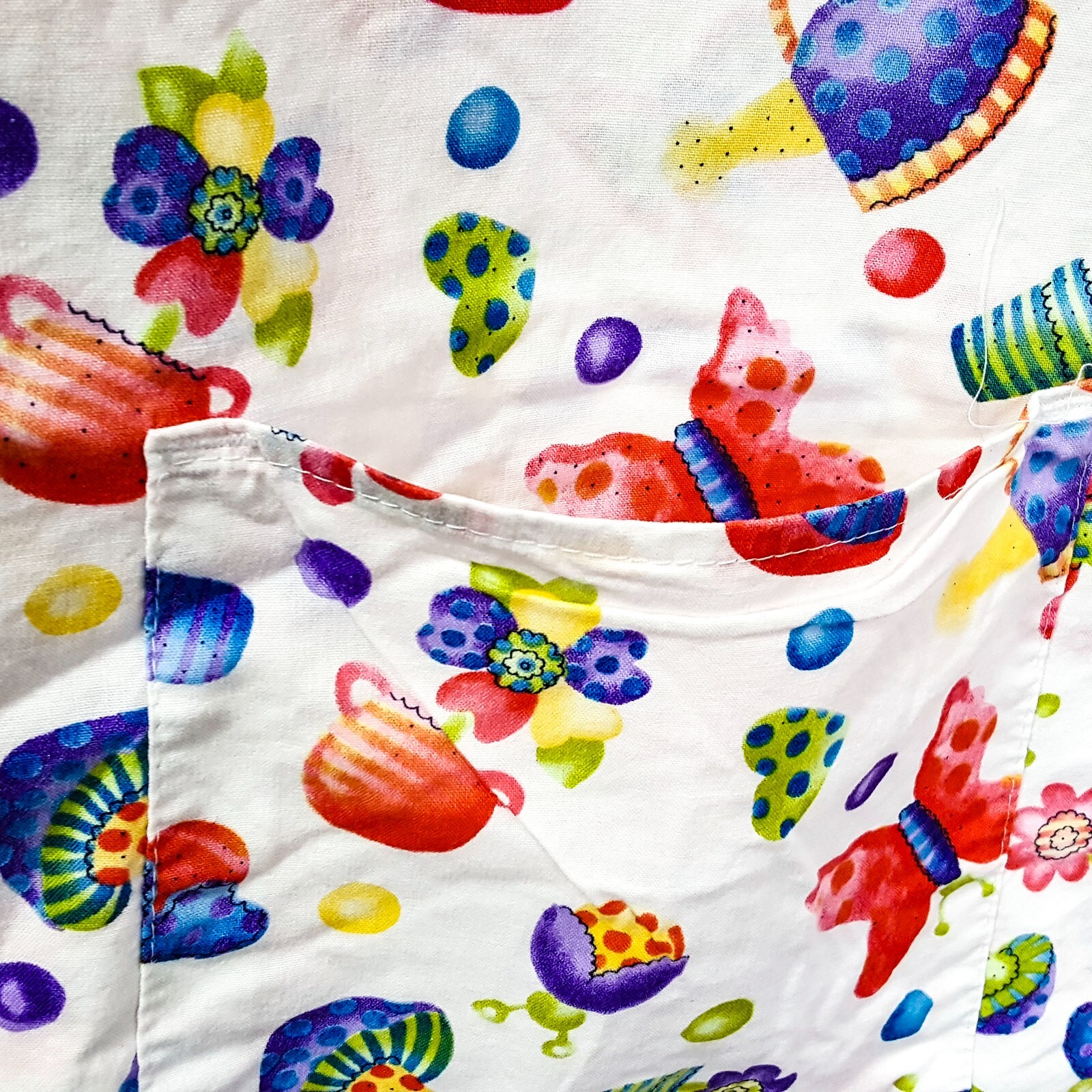 Crest Cottons Mushroom Flower Butterfly XL 52″ Scrub Top Shirt Spring Summer