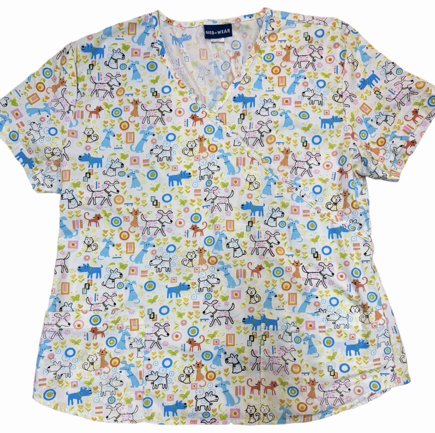 Women’s Plus 2XL V-Neck Short Sleeve Cats and Dogs Print Smocked Top Scrubs