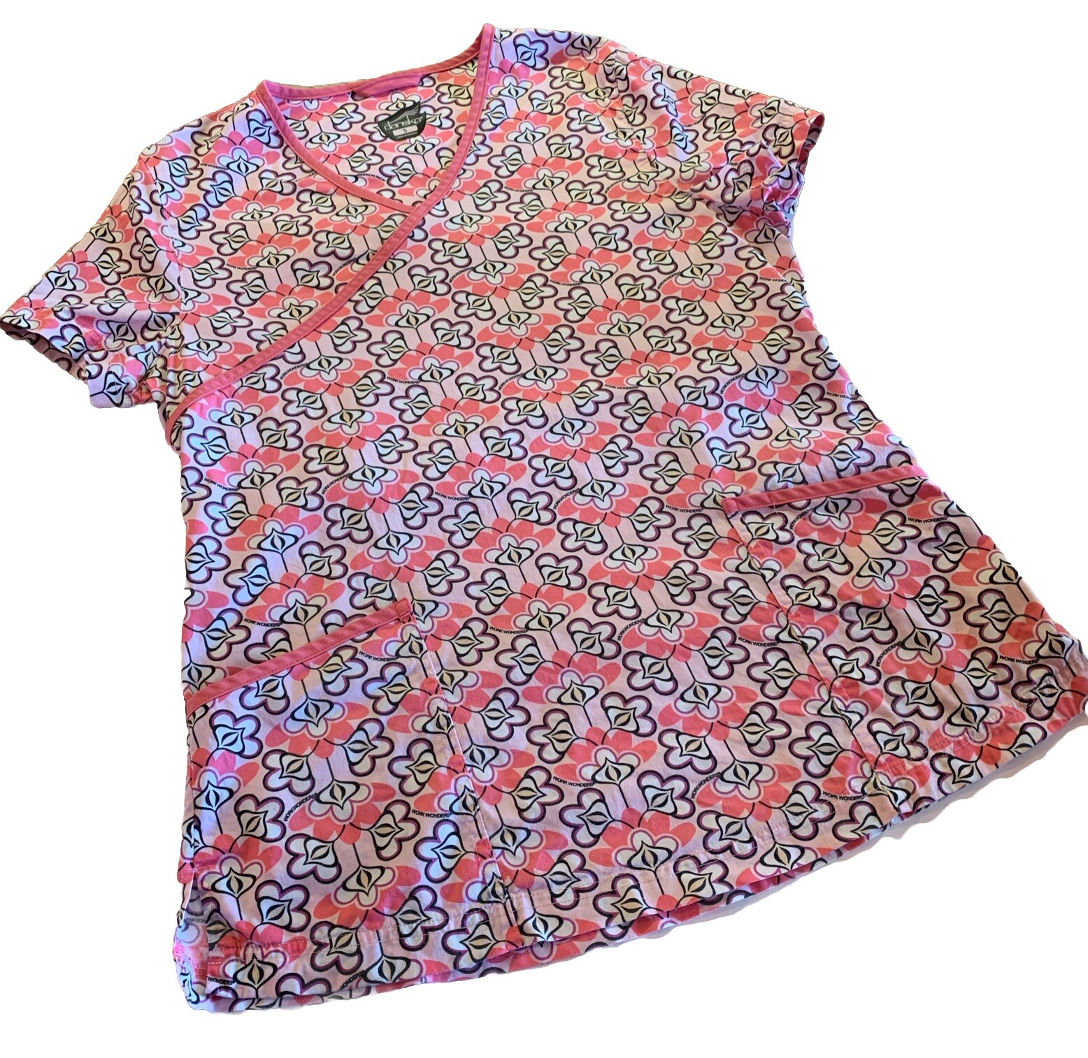 Dansko Scrub Top Women’s Small Pink Nursing Vet Medical Uniform S/S Adjustable