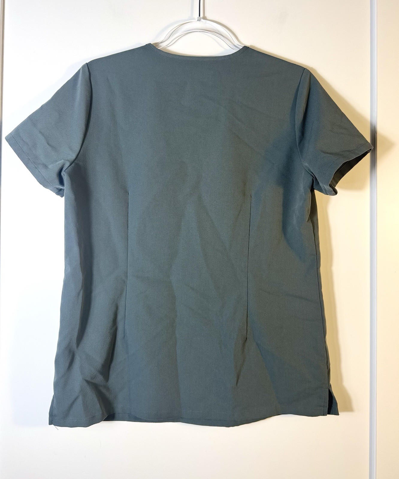 FIGS Casma Scrub Top Women S Green Gray V Neck Medical Pocket