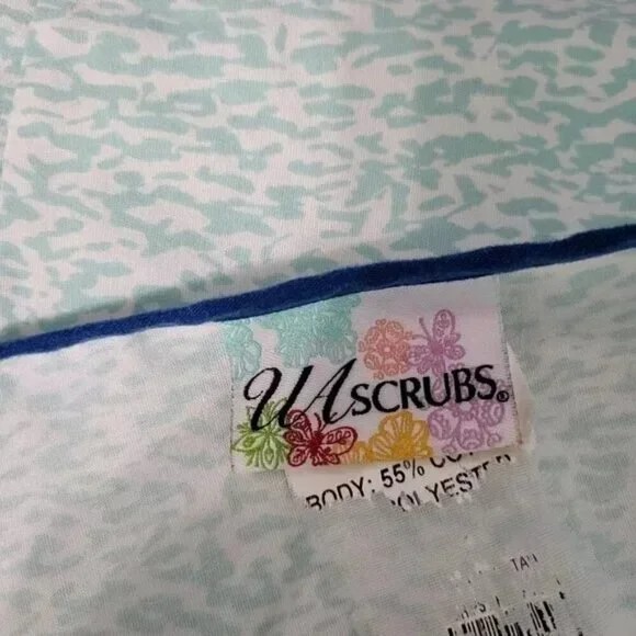 LOt Of 3 Mixed Brands Womens Scrub Tops Size 2XL / 2XG Colorful Patterned