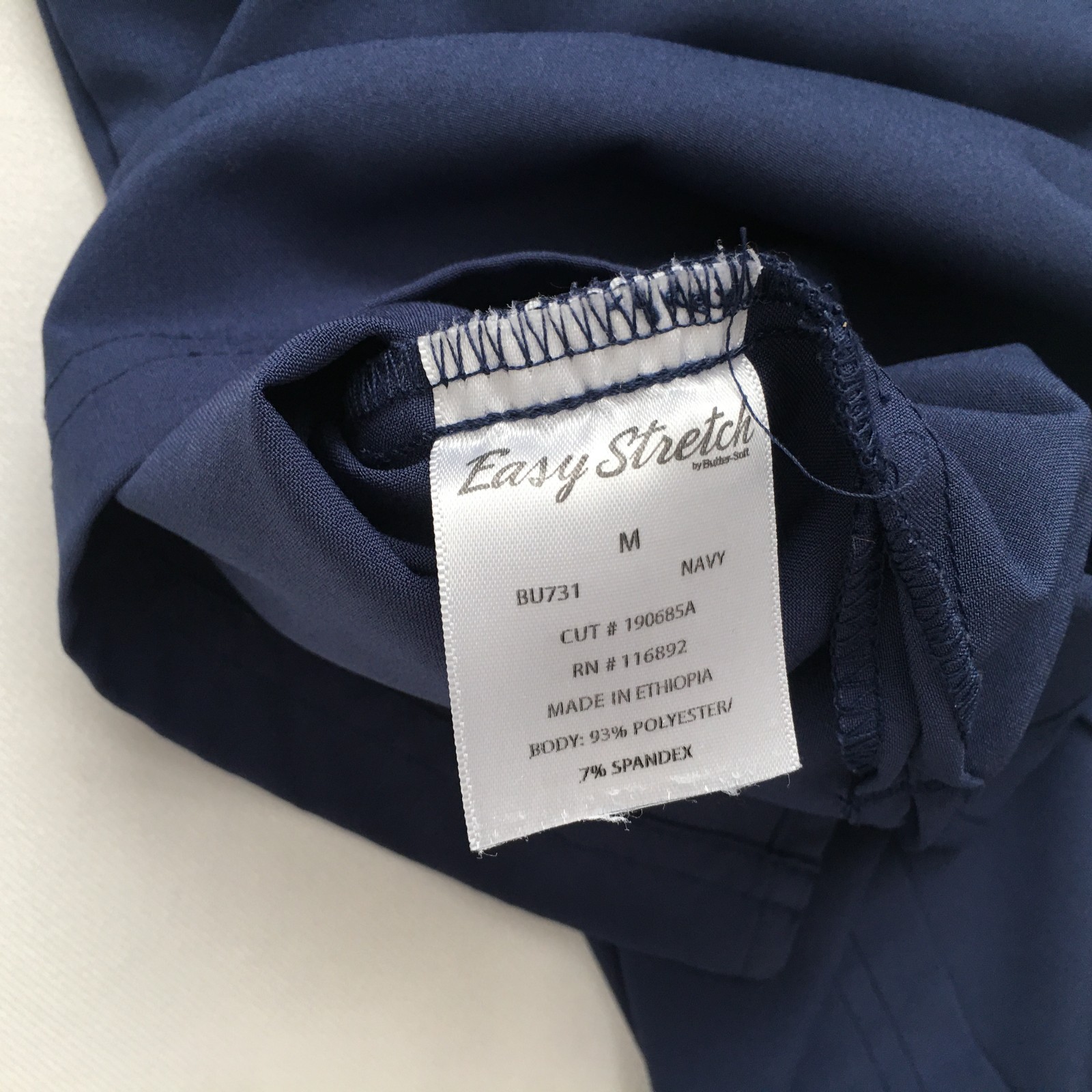 Easy Stretch Scrub Top M Navy Blue Chest Pocket Silky Feel V Neck Short Sleeve..