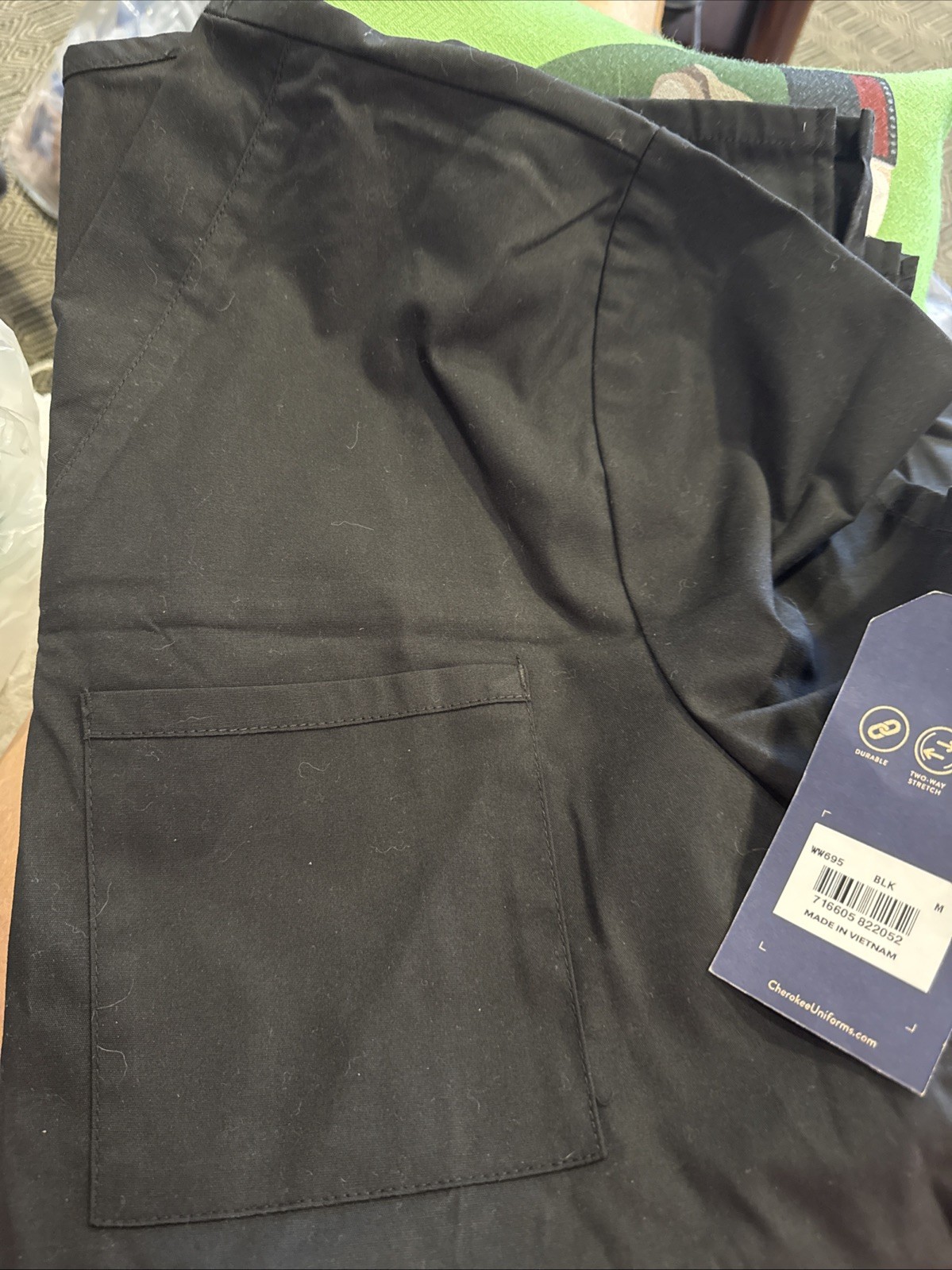 Scrubs Cherokee Workwear Men V Neck Top WW695 BLK Black NWT Size Medium