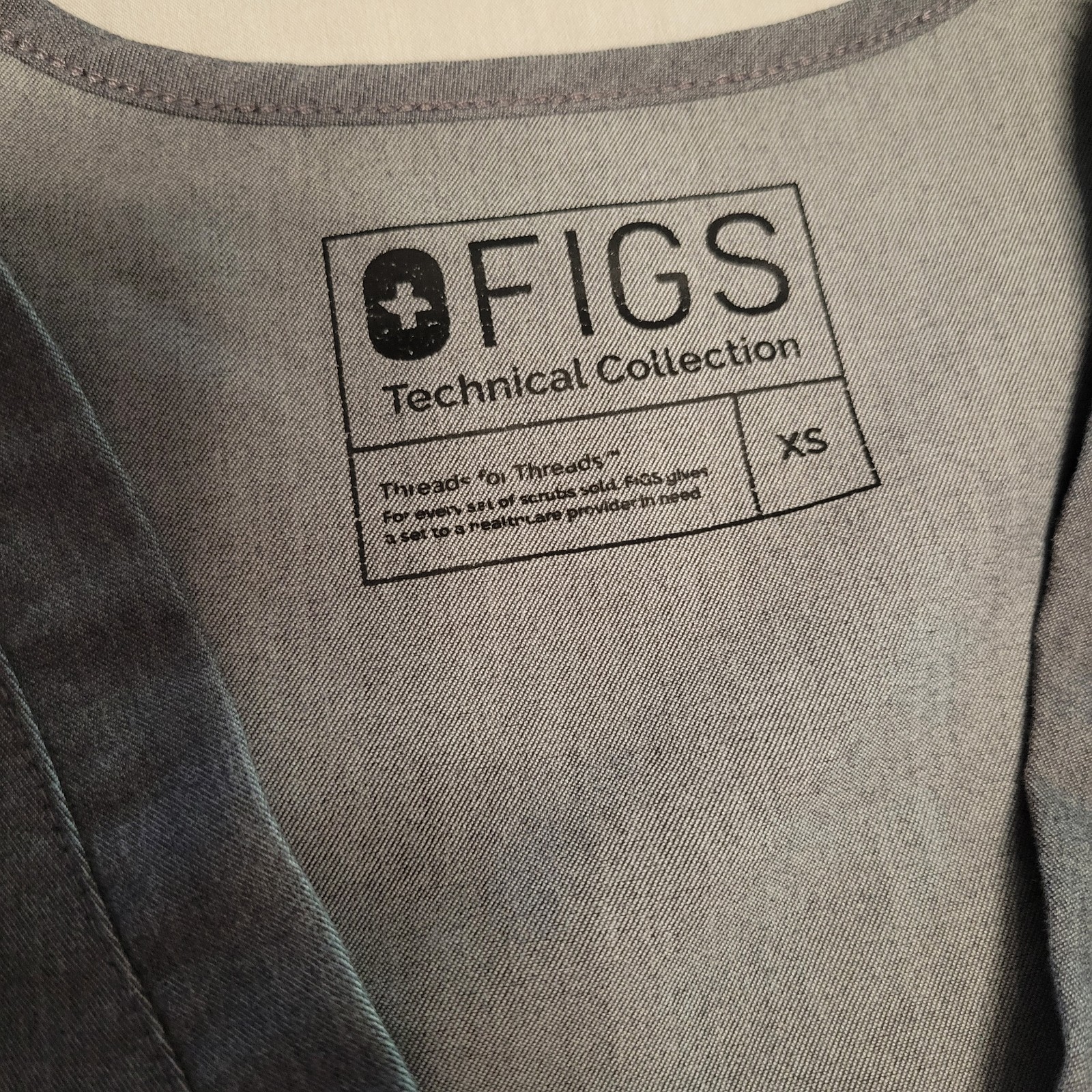 Figs Graphite Grey Scrubs Womens Xs Top, S/P Bottoms (SET) Excellent Condition