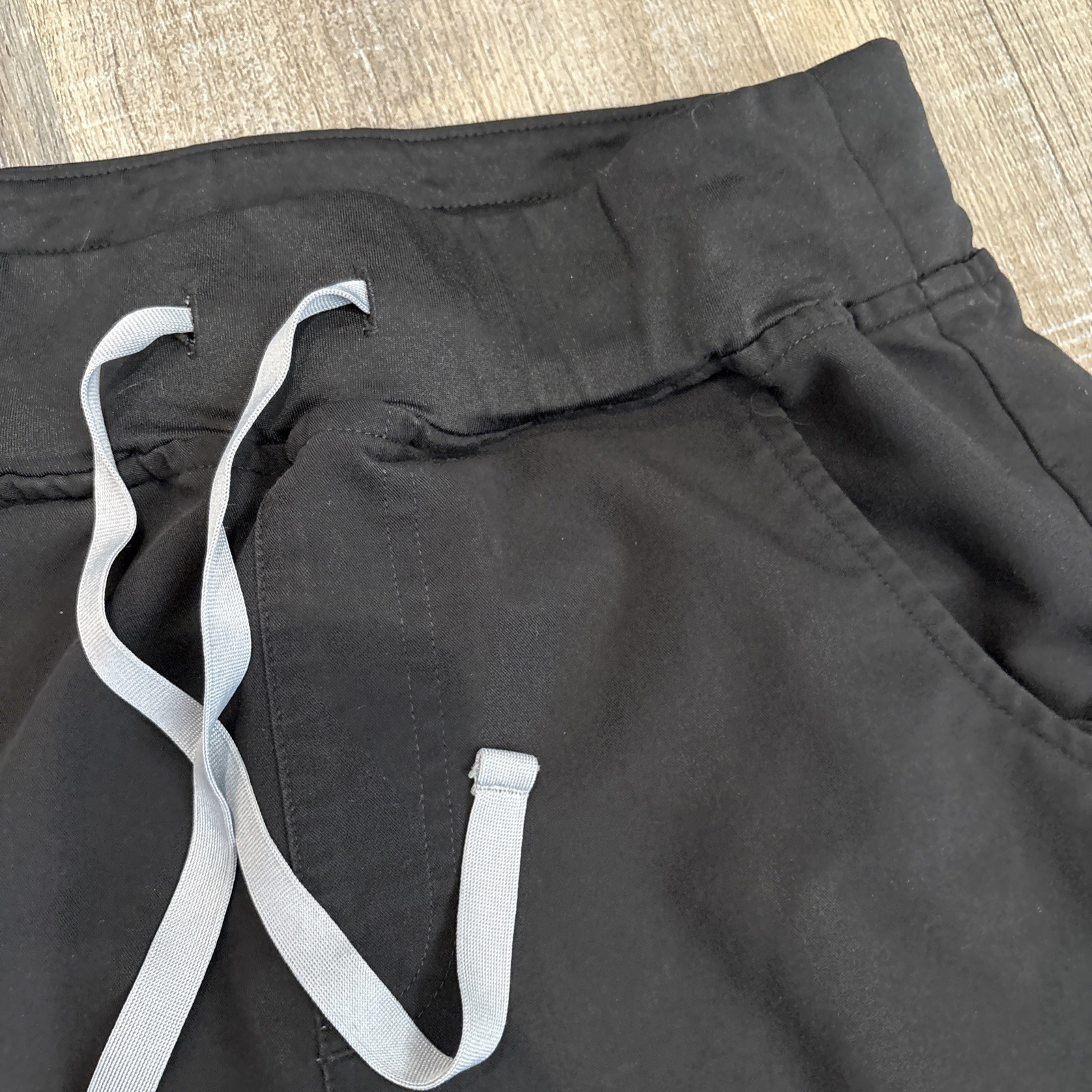 FIGS Technical Collection Black Tapered Ankle Cuff Scrub Pants Womens XS Jogger
