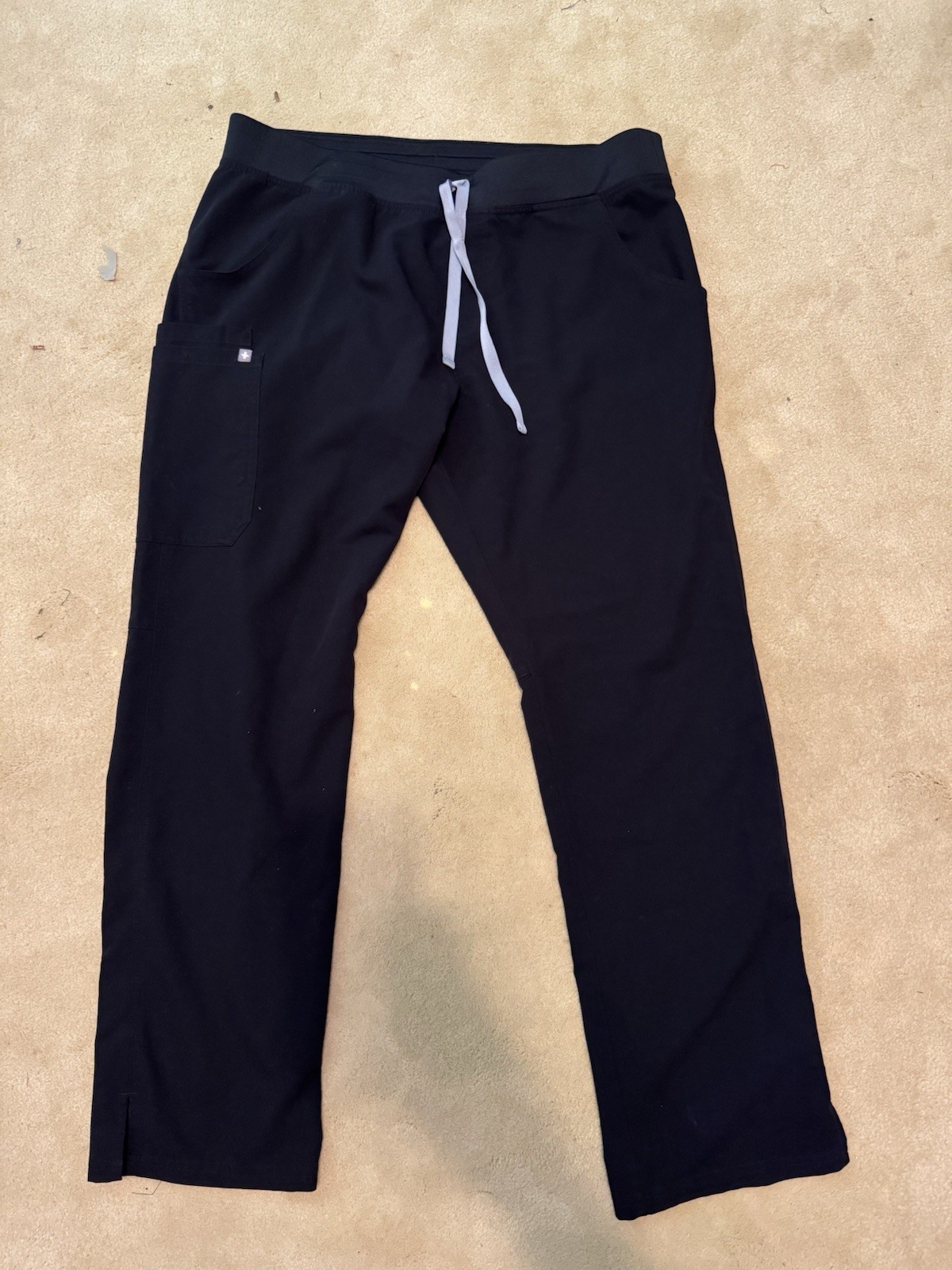 Women’s FIGS Kade Cargo Scrubs Pants Bottoms Size XL/Tall Black XLT