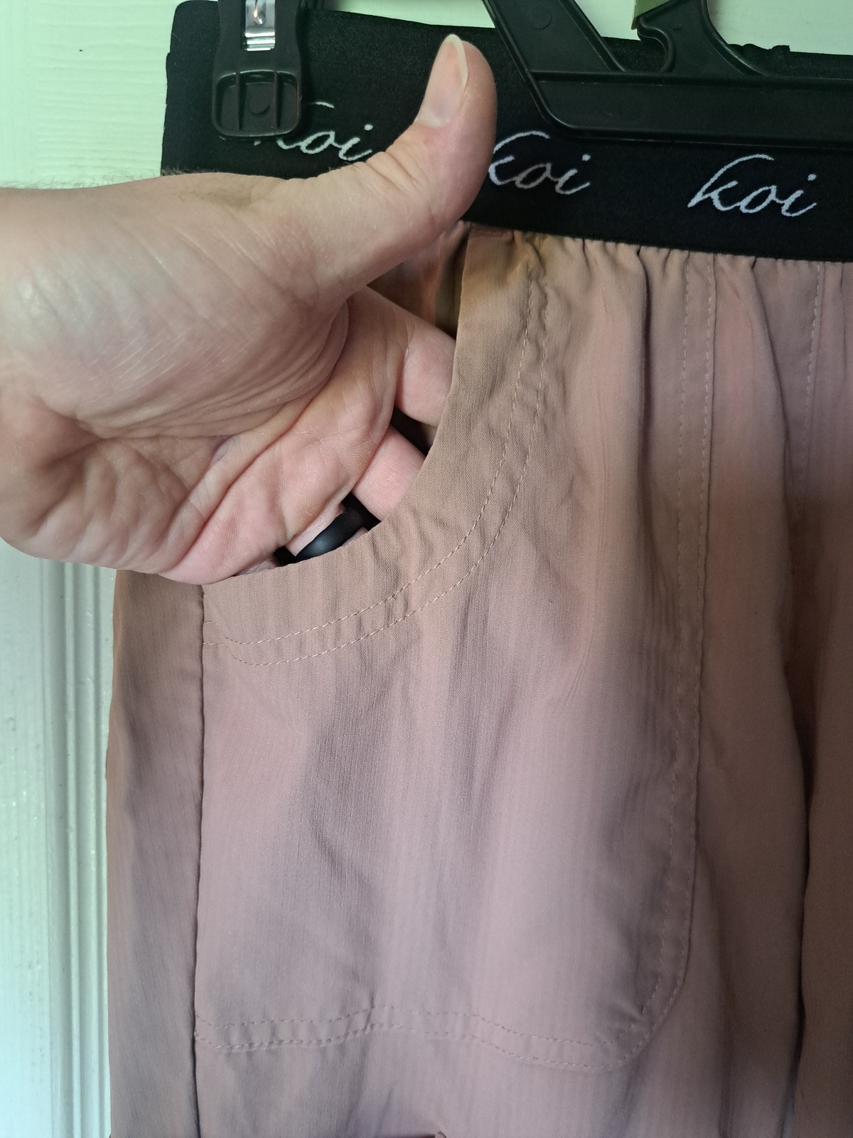 Koi Lite Women’s Khaki Scrubs Cargo Jogger Pants Drawstring Ankle Size M #15