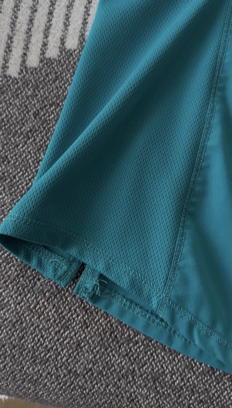 Cherokee Scrubs V-Neck Scrub Top 2 Pockets Mesh Panels WW601 Women’s SMALL TEAL