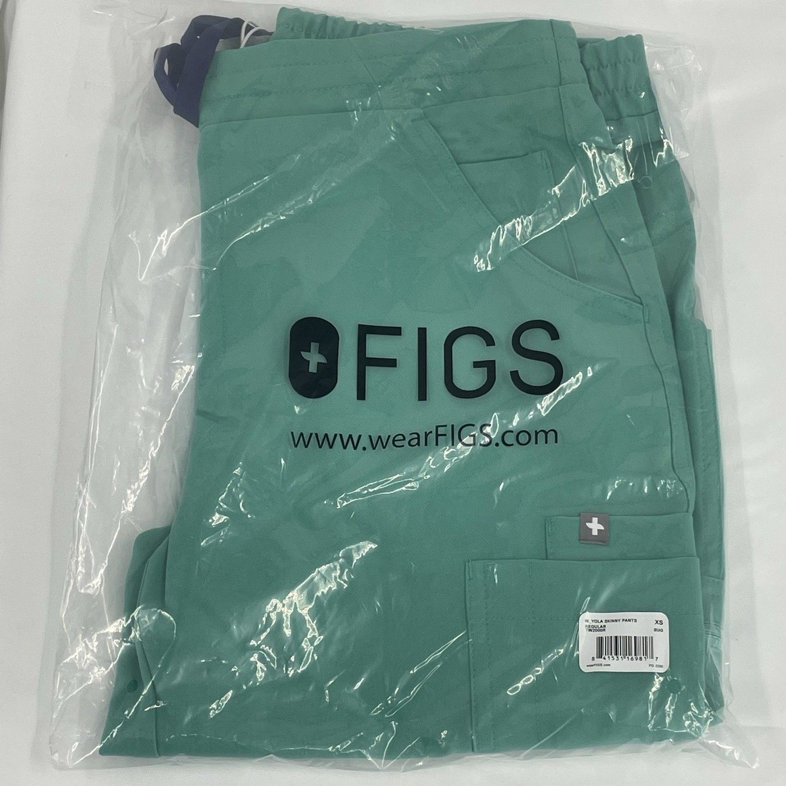 FIGS Scrub Pants Women’s regular Yola skinny SURG GREEN XS medical nursing