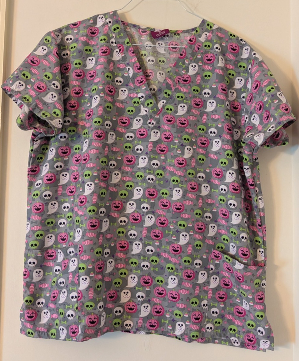 Divine Curves Halloween Scrub Shirt Pink White Green Plus Size 1X