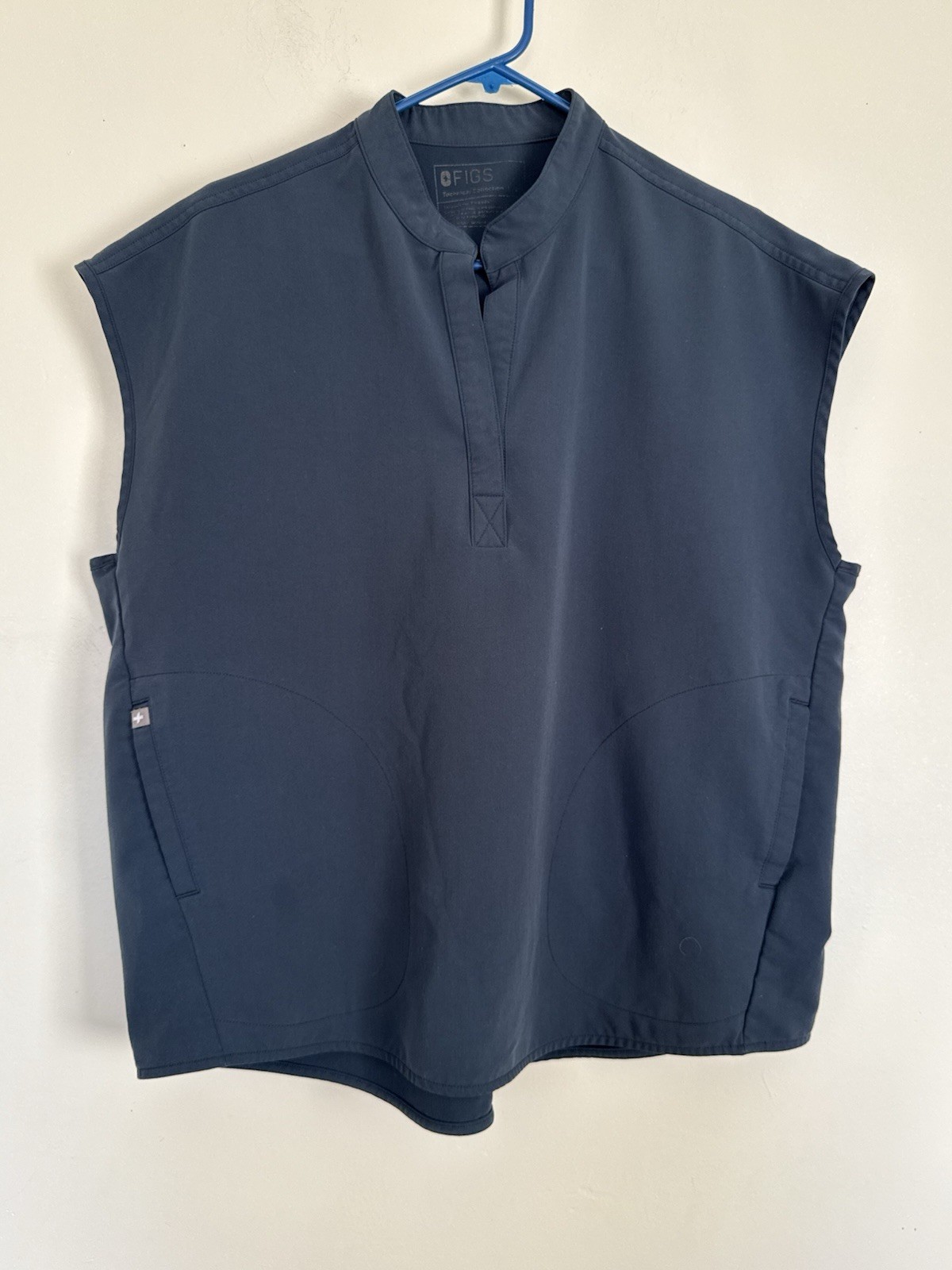 Figs Rafaela Dark Harbor Blue Oversized Scrub Loose Fit Tech Collection Size Lg
