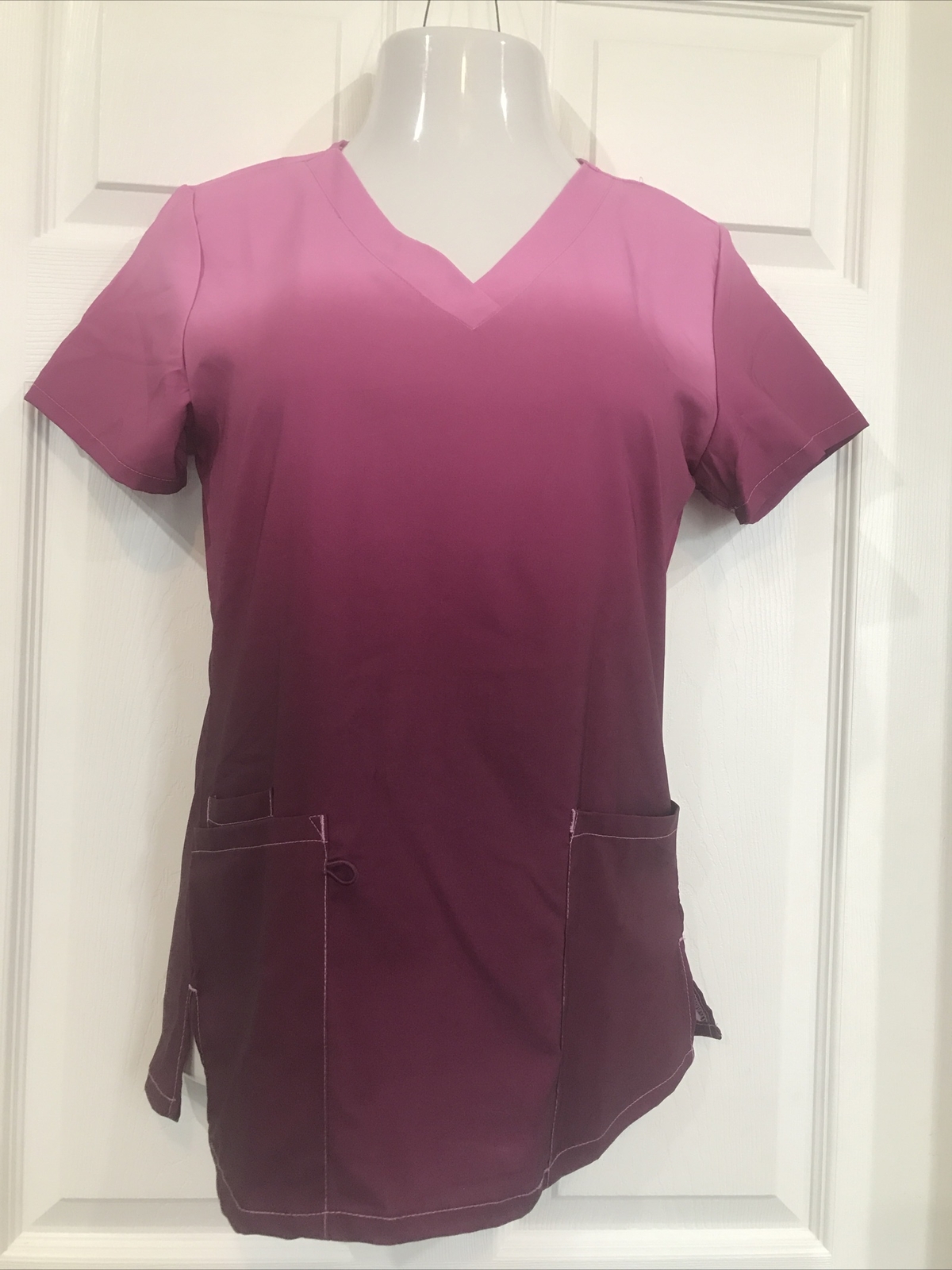 GT Performance Stretch V-Neck Scrub Top Ombre Pink Pockets Women’s S