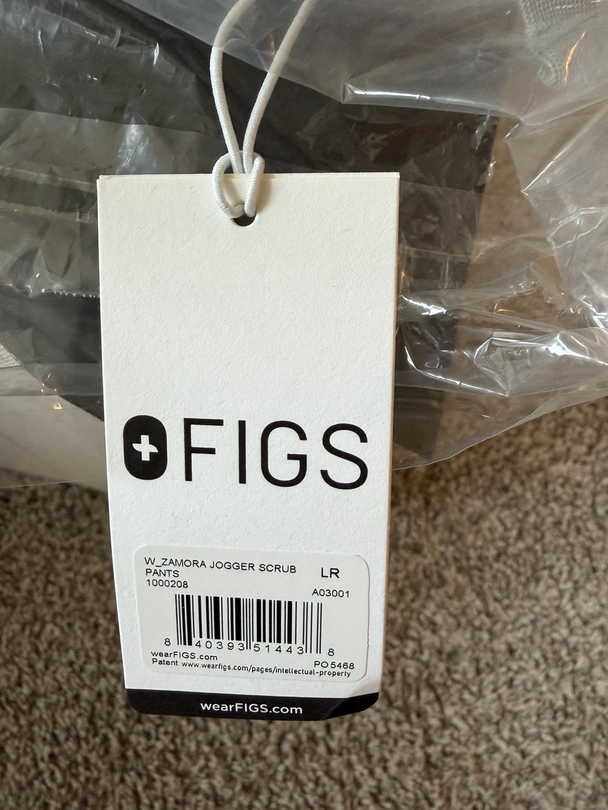 Figs Women’s Zamora Jogger Scrub Pants in Black, Size Large