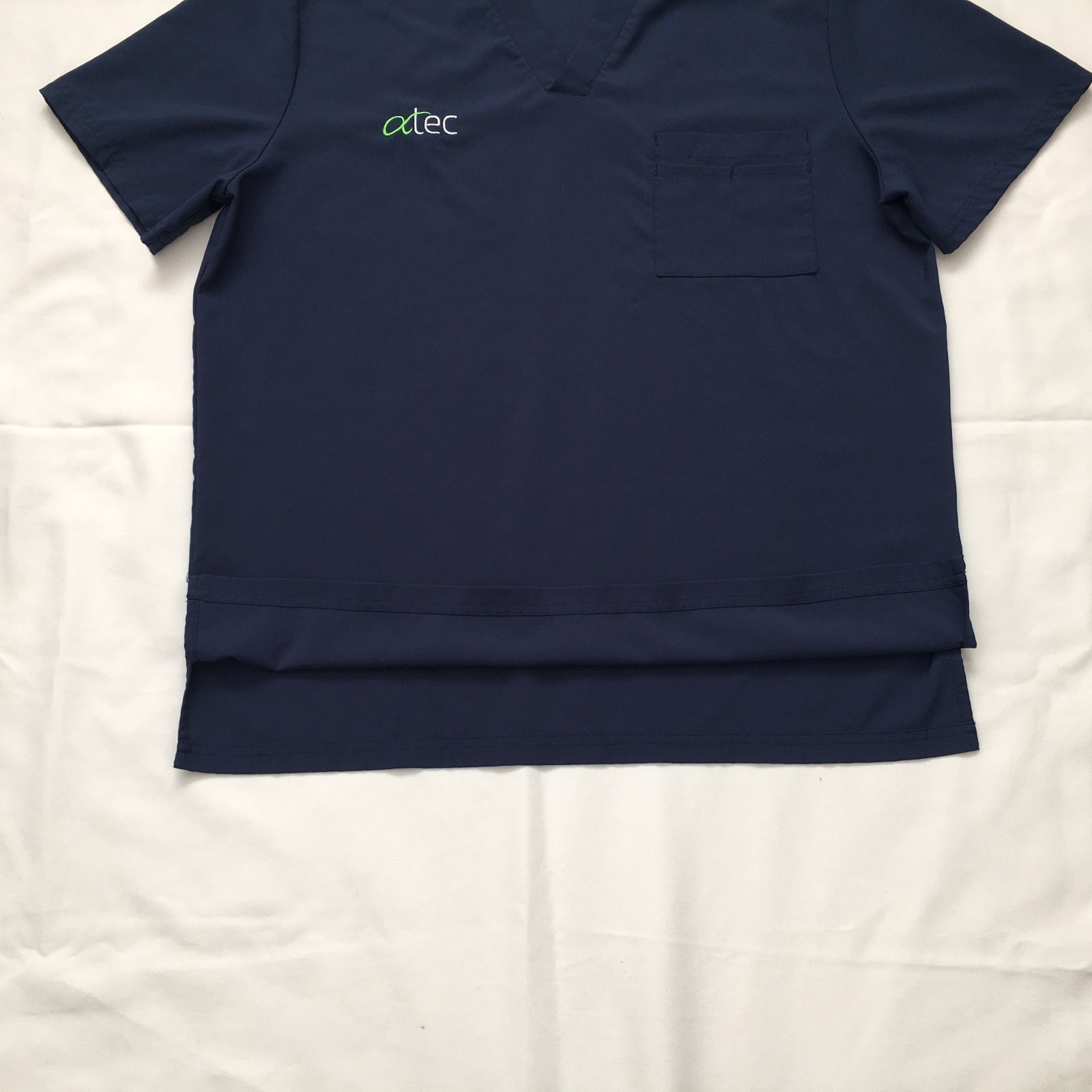 Easy Stretch Scrub Top M Navy Blue Chest Pocket Silky Feel V Neck Short Sleeve..