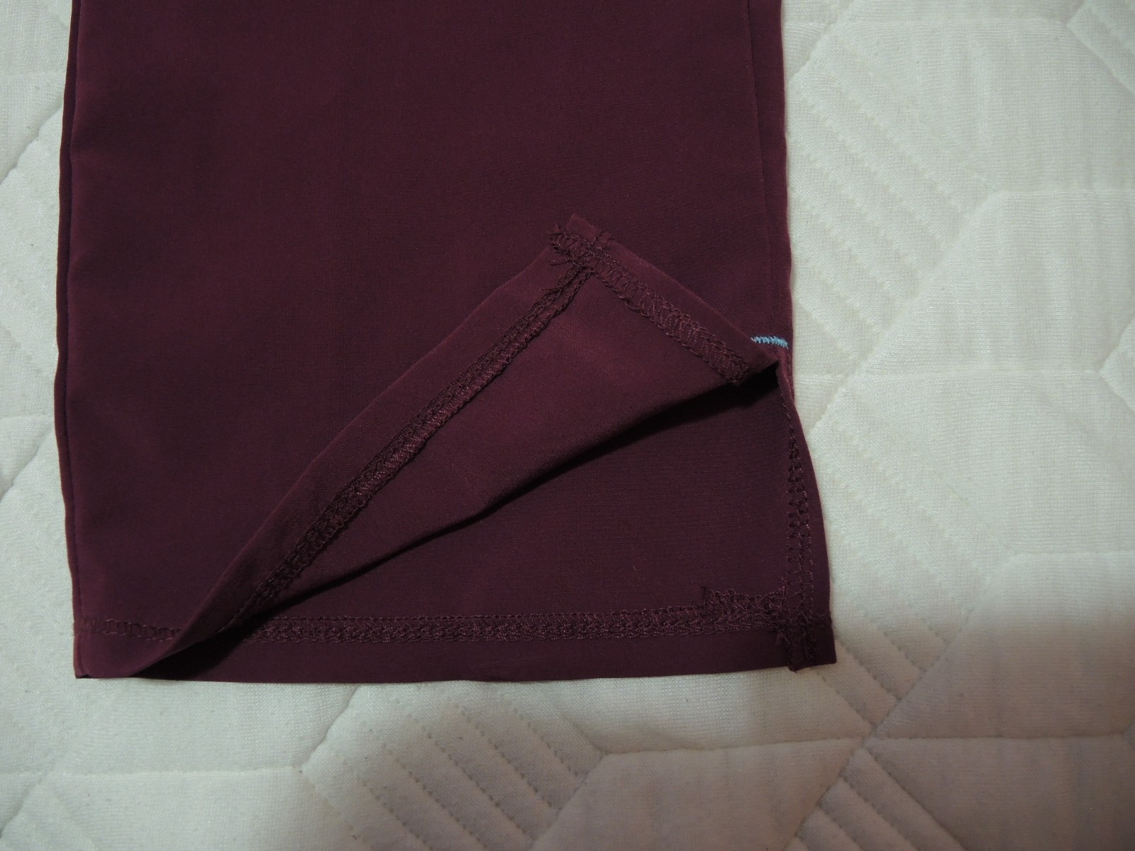 Scrubstar Women’s Scrub Pants Wine Color Elastic Waist Many Pockets Size Small