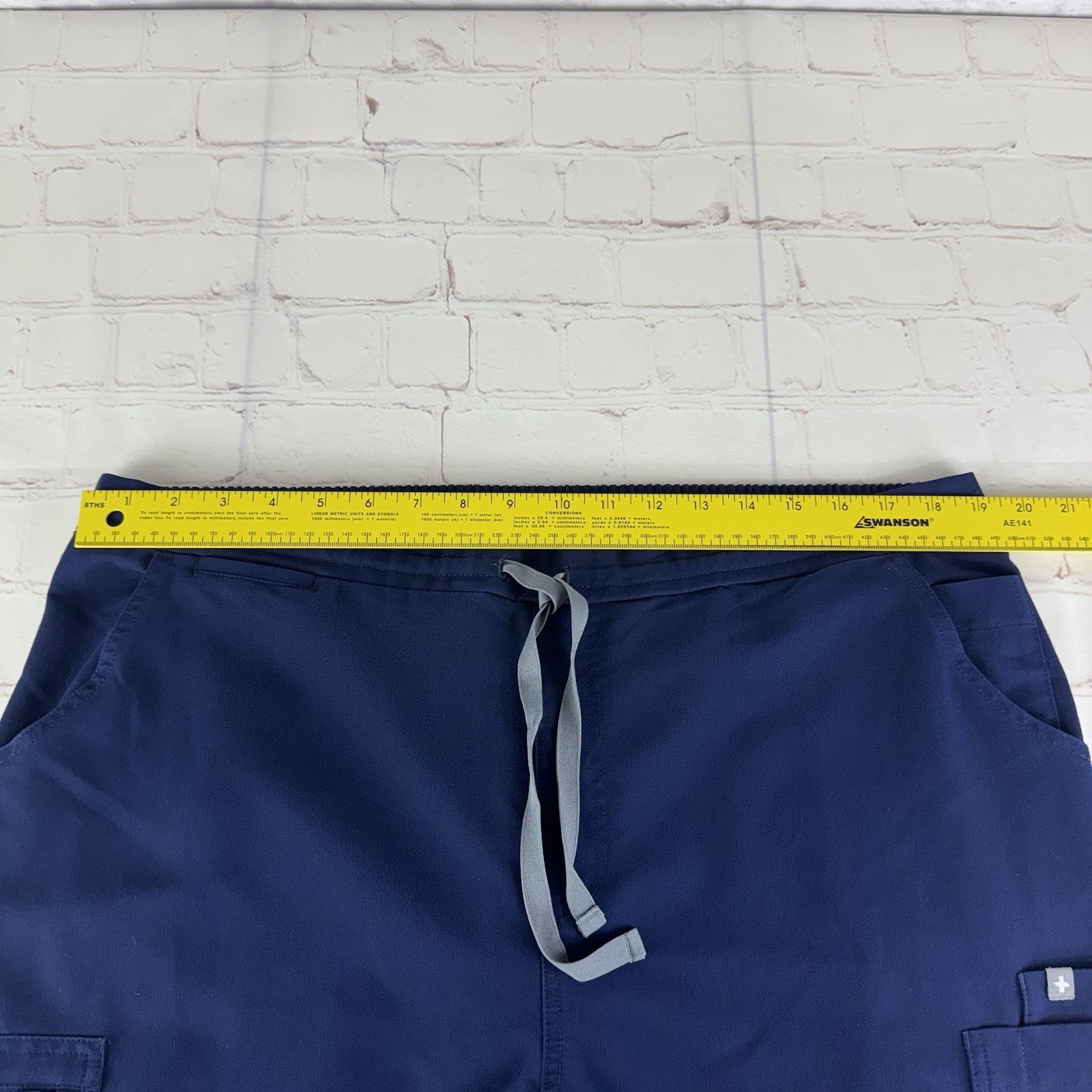 Figs Navy Blue Cargo Scrub Pants TW2000T Size Women’s XL/T XL Tall
