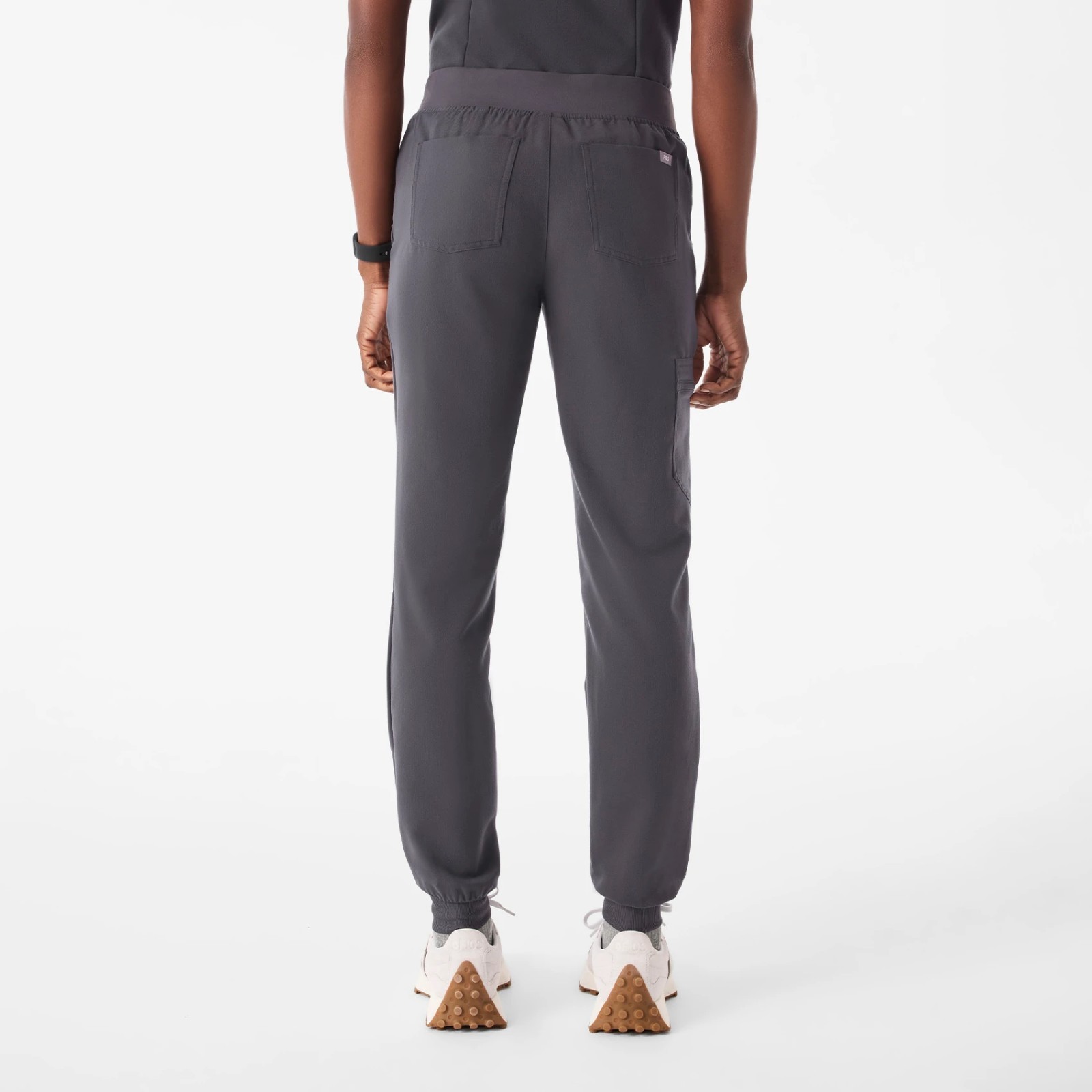 FIGS Zamora Jogger Scrub Pants Charcoal Women Med Tall Technical Collection