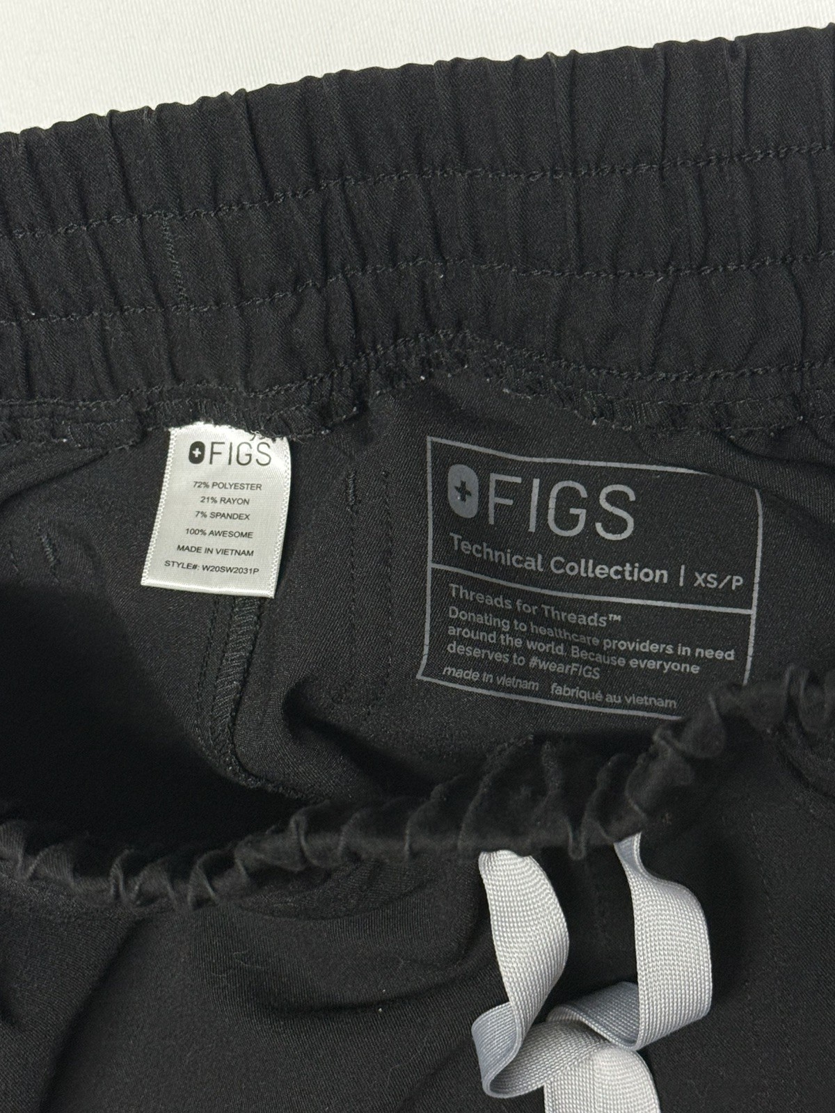 FIGS Technical Collection Scrub Yola Pants Many Pockets Black Women’s XS