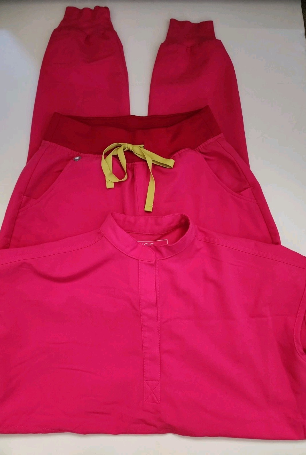 FIGS Set, Rafaela Oversized Scrub Top XXS W/ Zamora Joggers XSP, Shocking Pink