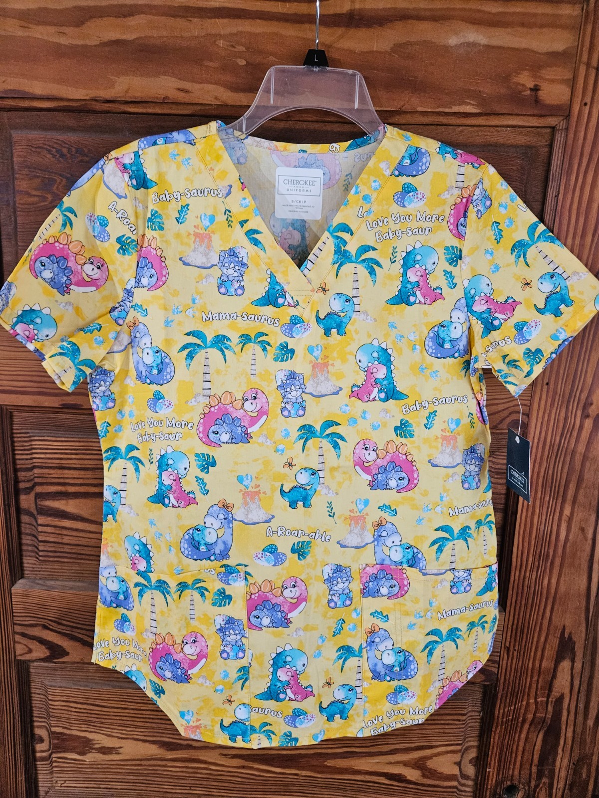 Cherokee Medical Uniforms ~V Neck Nursing Scubs Top Dinosaurs – S – FREE SHIP