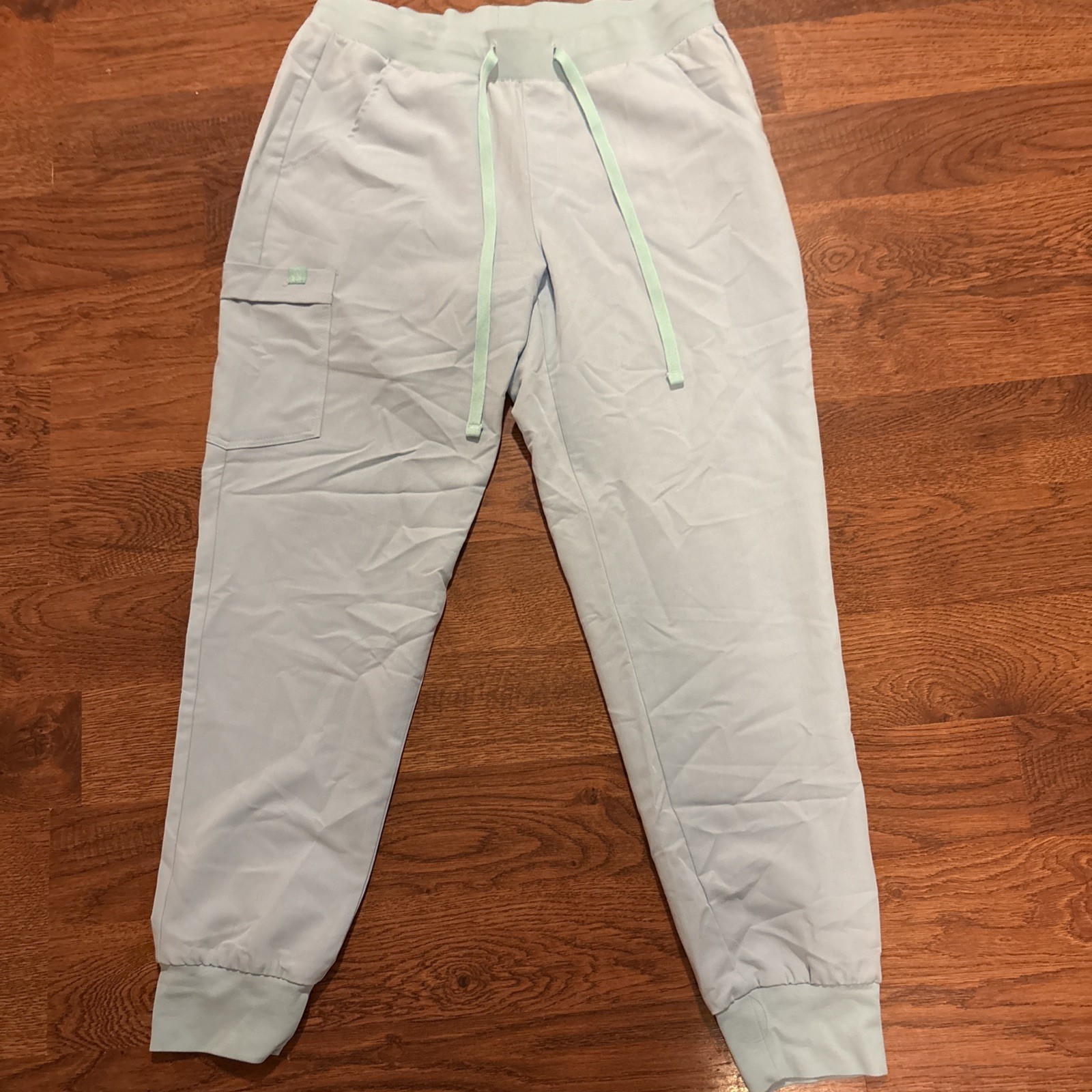 Women’s Scrub Bottoms Garde Malade Sz Medium With Drawstrings -Ribbed Ankle Cuff