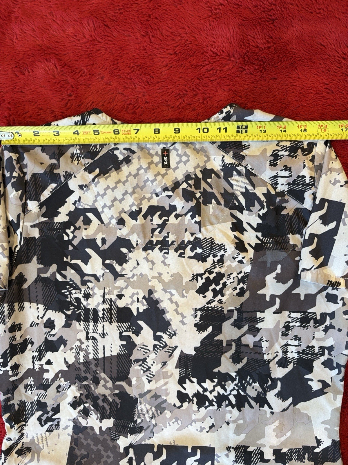 Grey’s Anatomy by Barco Women’s V-Neck Camo Scrub Top Poly/Spandex SZ M