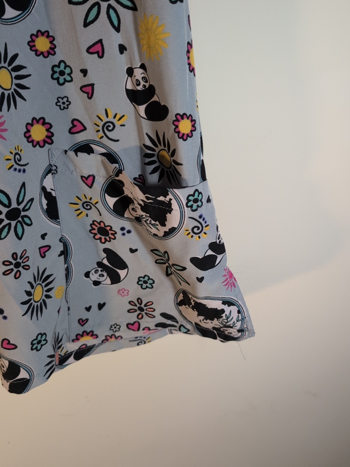GT Performance Scrub Top Panda Theme Size XL
