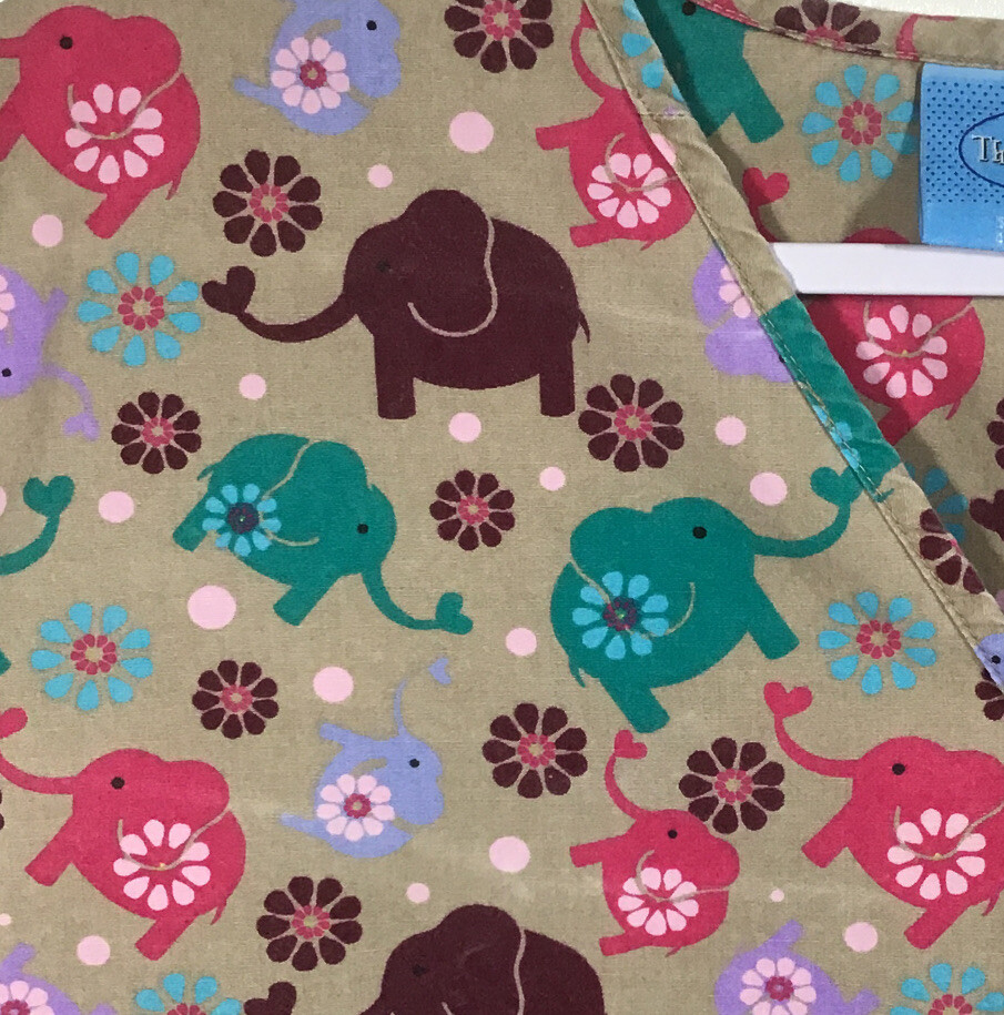 Scrubs Top womens size M Medium by The Scrub Co Elephants Flowers Dots tan brown