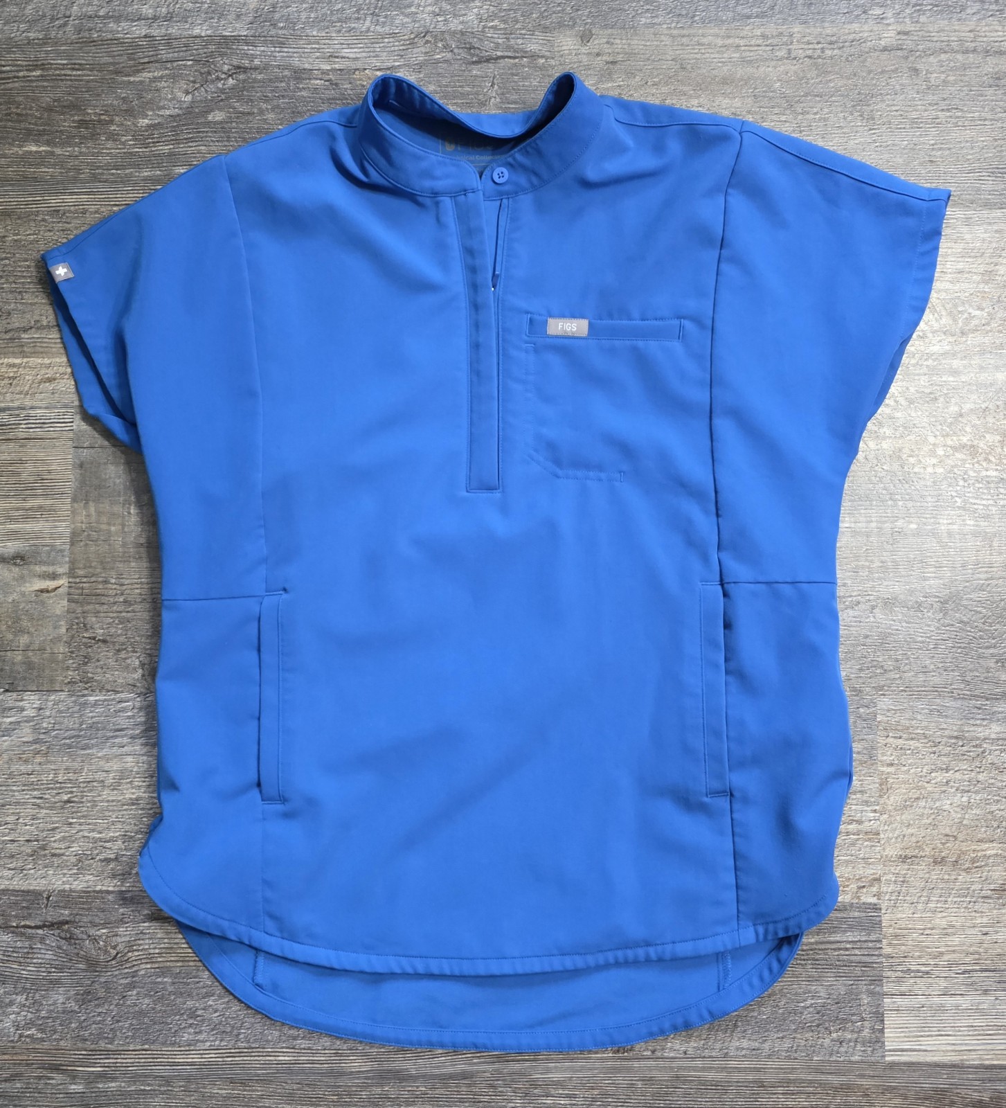 FIGS Technical Collection Scrub Top XS Royal Blue Mandarin Collar Stretch