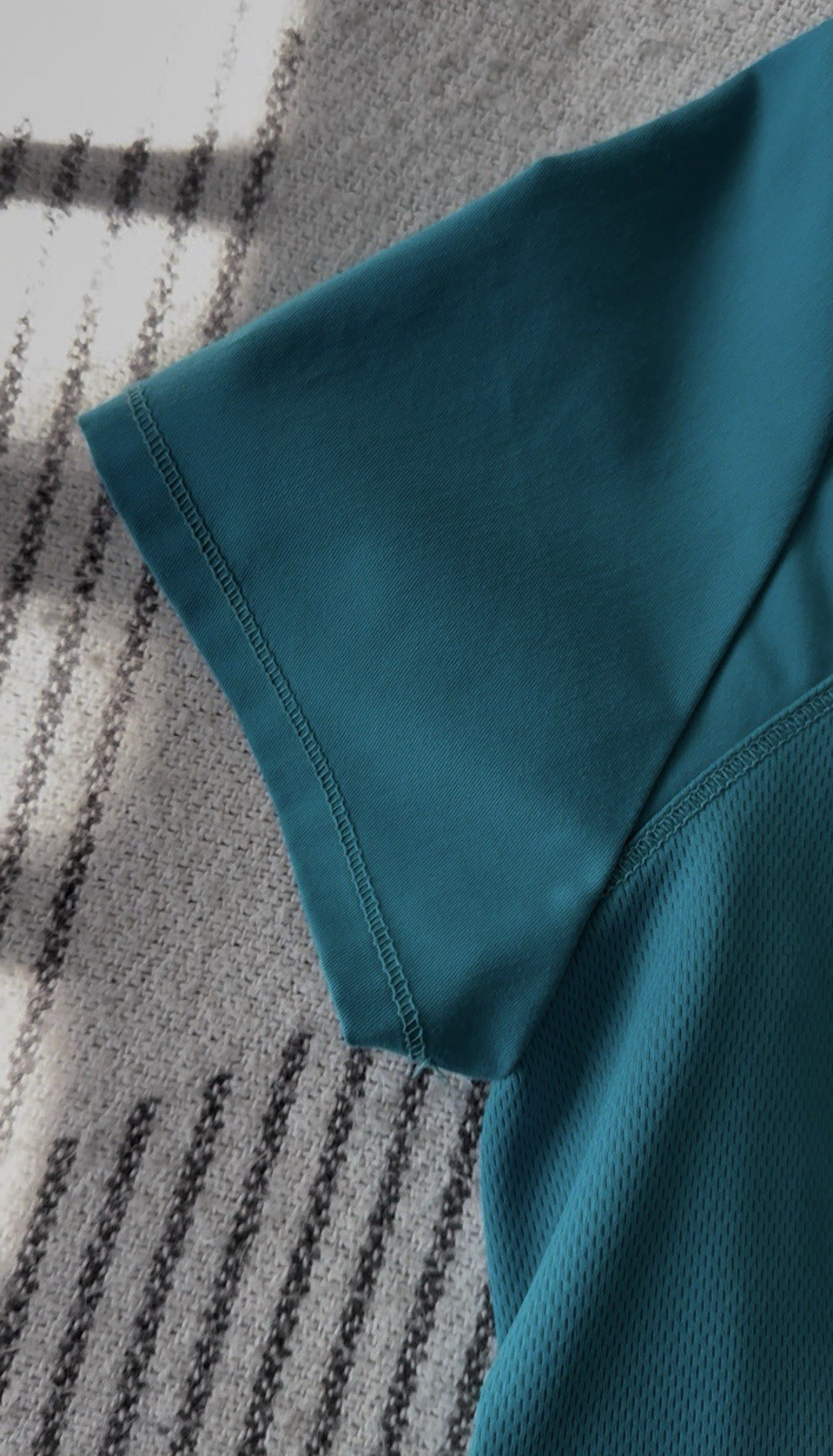 Cherokee Scrubs V-Neck Scrub Top 2 Pockets Mesh Panels WW601 Women’s SMALL TEAL