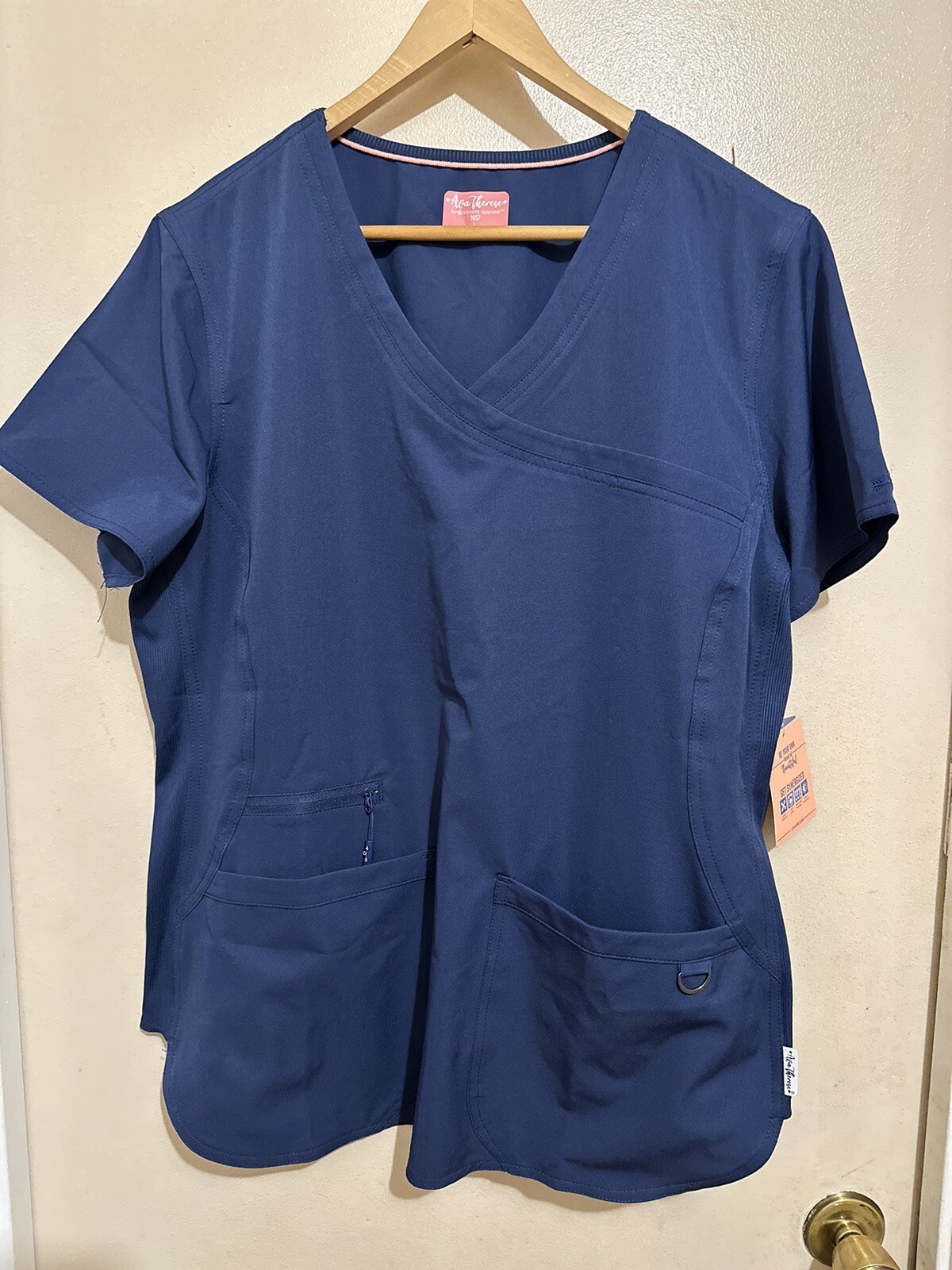 Ava Therese By Zavate Apparel Women’s Scrubs/Uniform Size L