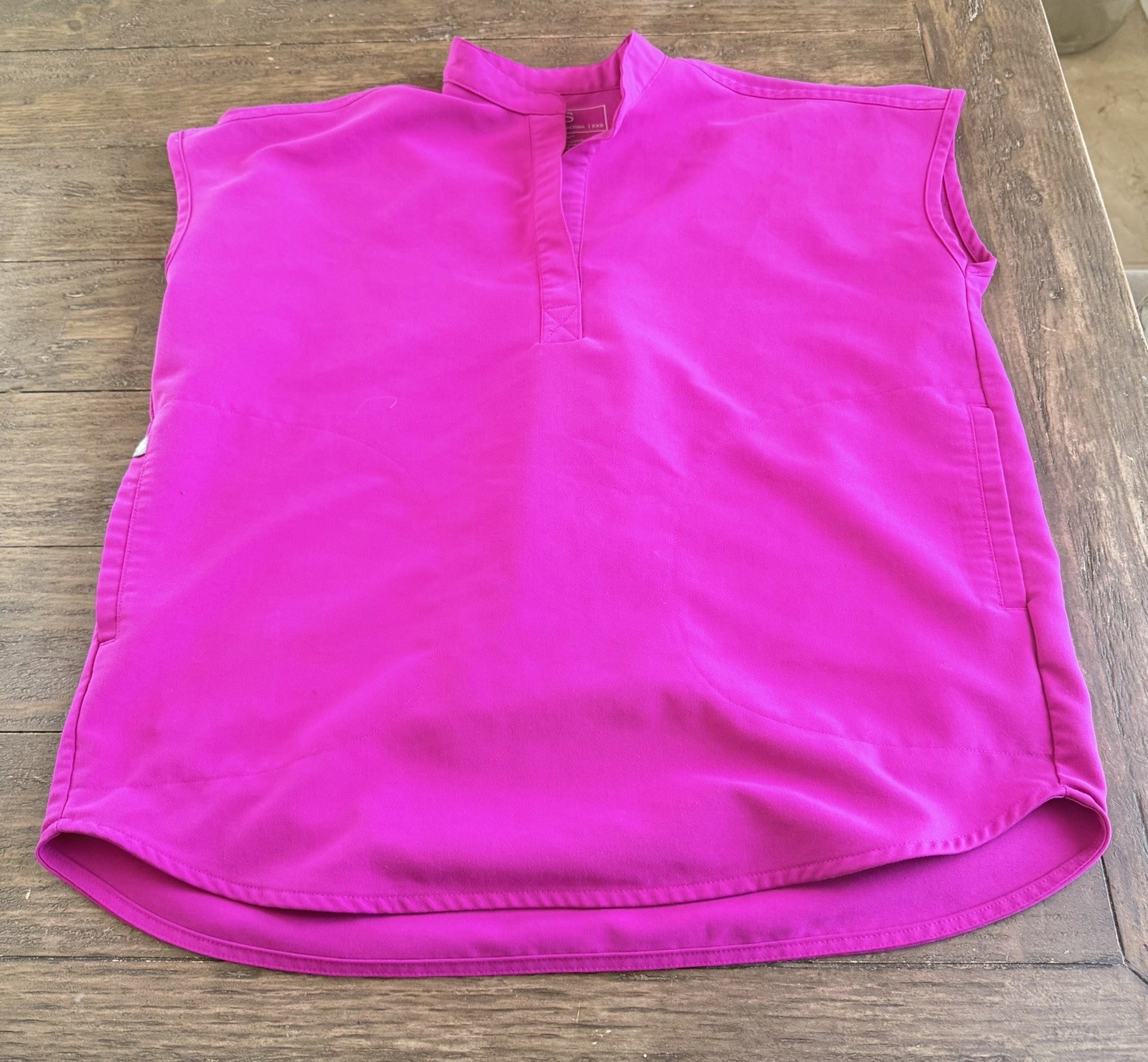 FIGS Technical Collection Scrubs for Women Sleeveless Shirt Size XXS Hot Pink